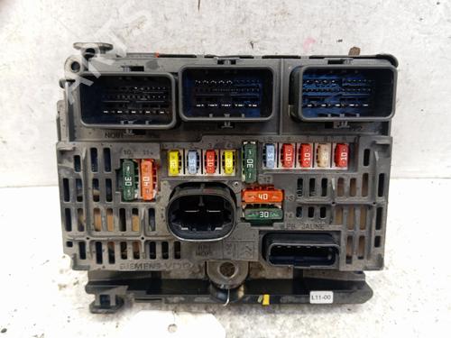 Sikringsdåse Sikringsdåse CITROËN C4 I (LC_) 1.6 HDi (90 hp) 37077796 37077796