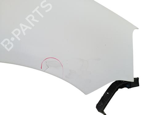 Used Right front fenders Right front fenders 37163426 37163426