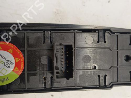 Used Left front window switch Left front window switch RENAULT SCÉNIC III (JZ0/1_) 1.5 dCi (106 hp) 34327277 34327277