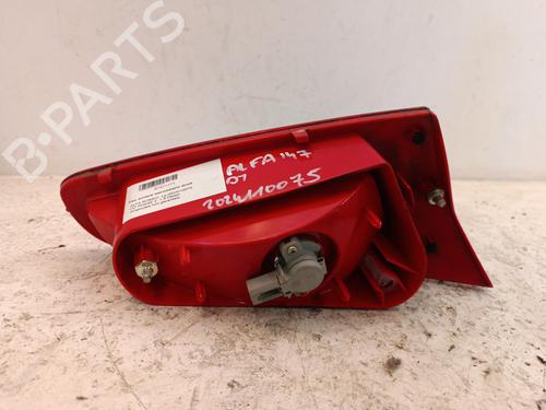 Used Right tailgate light Right tailgate light ALFA ROMEO 147 (937_) 1.9 JTDM 16V (937.AXN1B, 937.BXN1B) (150 hp) 34323646 34323646