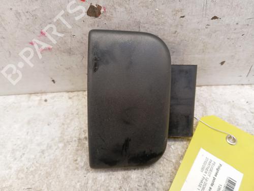 Used Front left exterior door handle Front left exterior door handle 37077908 37077908