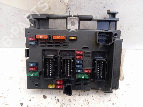 Used Fuse box Fuse box PEUGEOT 206 Hatchback (2A/C) [1998-2012] 34329327 34329327