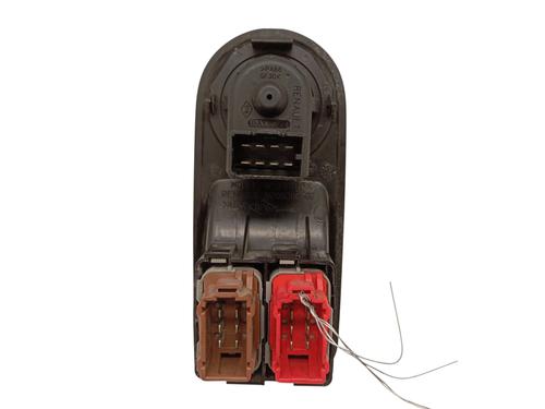 Used Left front window switch Left front window switch RENAULT MASTER II Van (FD) 2.5 dCi (FD01, FD02, FD21, FD22, FD31, FD32, FD3Y, FD71,... (120 hp) 35809355 35809355