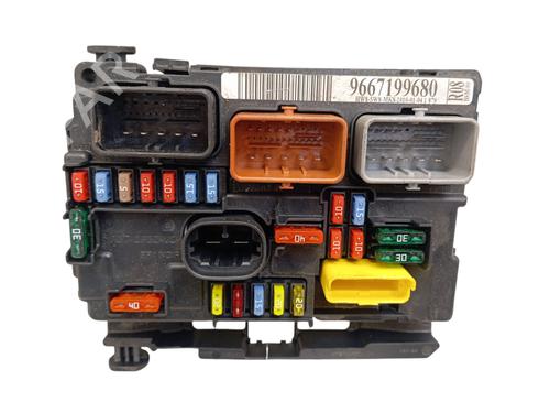 Fuse box CITROËN DS3 (SA_) 1.6 HDi 90 | BP36472699E1 - Image 2