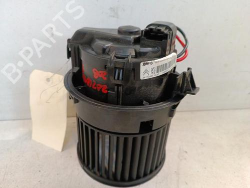 Used Heater blower motor Heater blower motor PEUGEOT 208 I (CA_, CC_) 1.4 HDi (68 hp) 34321850 34321850