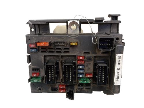 Fuse box PEUGEOT 307 Break (3E) | BP34329804E1 - Image 2