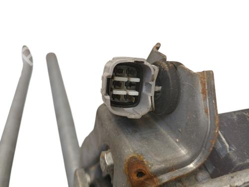 Used Front wiper motor Front wiper motor SUZUKI SWIFT III (MZ, EZ) 1.3 (RS413, ZC11S) (92 hp) 34330138 34330138