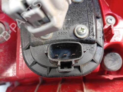 Used Right taillight Right taillight TOYOTA AURIS Estate (_E18_) 1.8 Hybrid (ZWE186_, ZWE186R, ZWE186H) (136 hp) 40348212 40348212