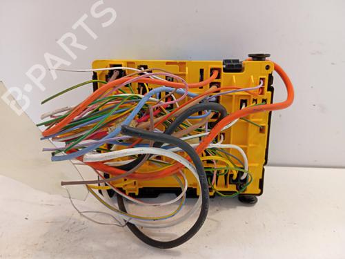 Used Fuse box Fuse box PEUGEOT 308 II (LB_, LP_, LW_, LH_, L3_) 1.5 BlueHDi 130 (131 hp) 34325309 34325309