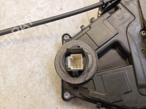 Used Front left lock Front left lock 37077711 37077711