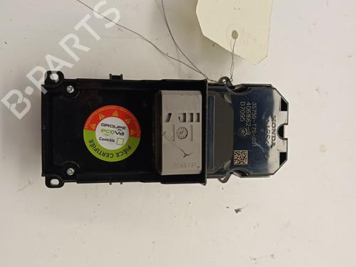 Used Front left interior door handle Front left interior door handle HONDA HR-V (RU) 1.6 i-DTEC (RU8) (120 hp) 34327149 34327149