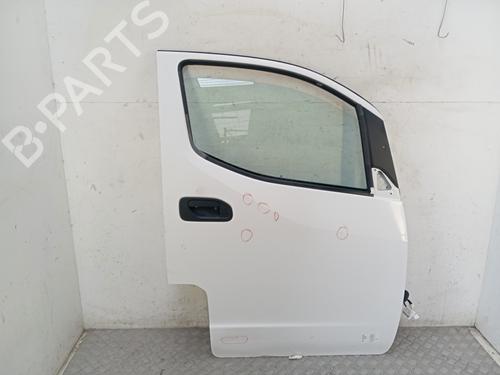 right-front-door-nissan-nv200-van-2010-38088216 main image