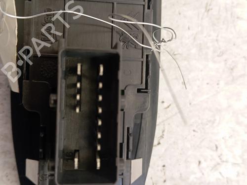 Left front window switch PEUGEOT 208 I (CA_, CC_) 1.5 BlueHDI 100 | BP38678032I27 - Image 3