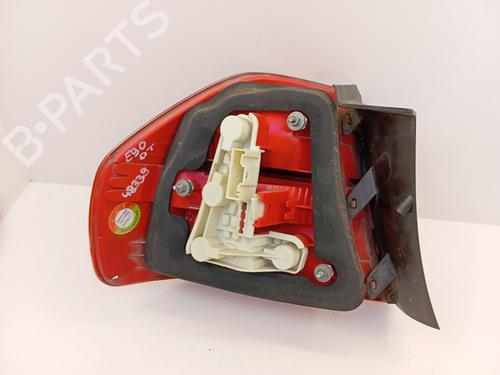 Right taillight BMW 3 (E90) 320 d | BP35808620C35 - Image 2