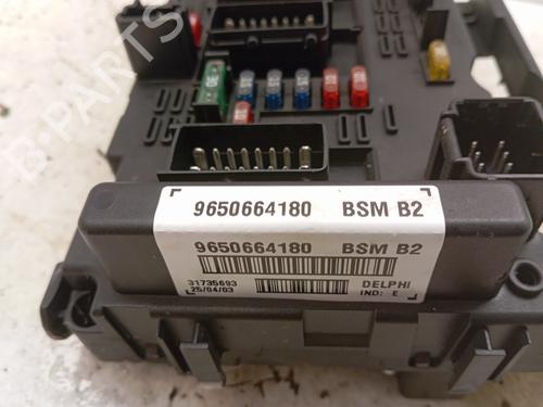 Used Fuse box Fuse box 34326409 34326409
