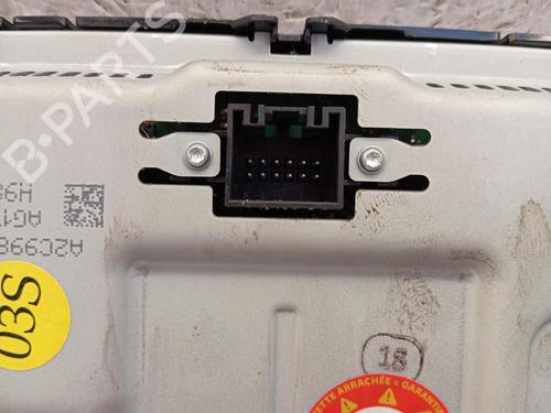 Used Display monitor Display monitor VW POLO VI (AW1, BZ1, AE1) 1.0 (75 hp) 40003091 40003091