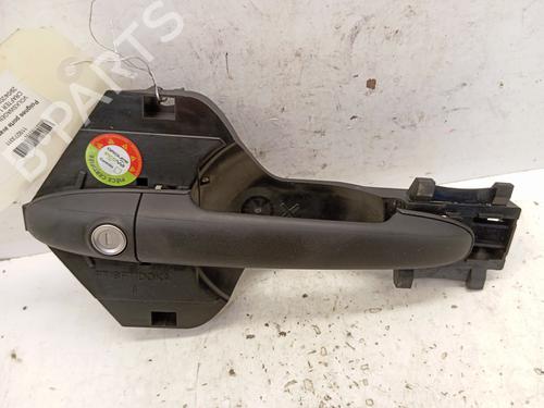 Używane Klamka zewnętrzna drzwi przednich lewych Klamka zewnętrzna drzwi przednich lewych VW CRAFTER 30-50 Van (2E_) 2.0 TDI (109 hp) 34328616 34328616