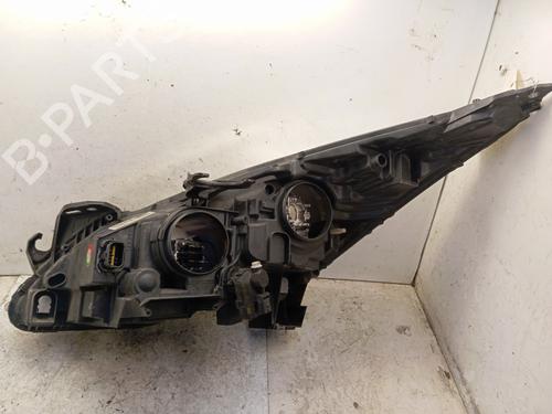 Used Right headlight Right headlight 37077770 37077770