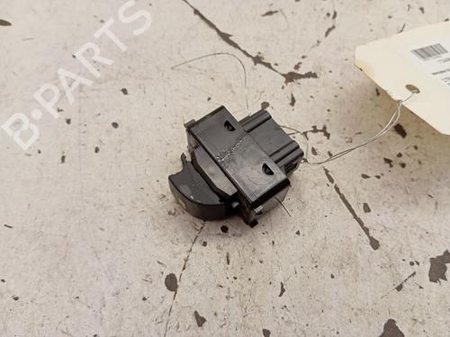 Used Left front window switch Left front window switch CITROËN BERLINGO Box Body/MPV (B9) [2008-2026] 34326823 34326823