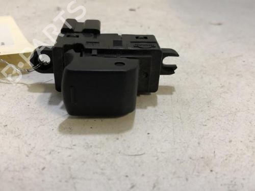 Mando elevalunas trasera derecho Mando elevalunas trasera derecho NISSAN QASHQAI I (J10, NJ10) 1.5 dCi (106 hp) 34321030 34321030