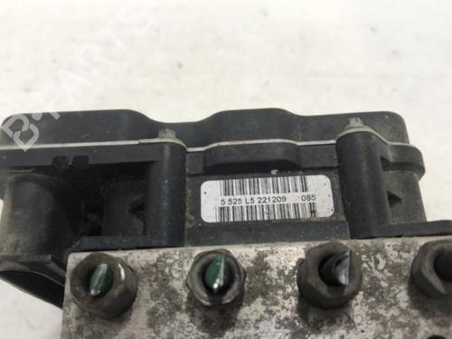 Used ABS pump ABS pump RENAULT CLIO III (BR0/1, CR0/1) [2005-2014] 34321210 34321210