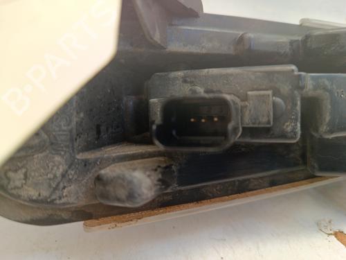 Used Left daytime light Left daytime light 38010116 38010116