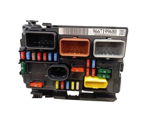 Used Fuse box Fuse box CITROËN DS3 (SA_) 1.6 HDi 110 (112 hp) 34329366 34329366