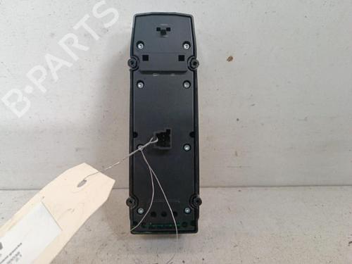 Used Left front window switch Left front window switch MERCEDES-BENZ C-CLASS (W204) C 200 CDI (204.007, 204.006) (136 hp) 34321729 34321729