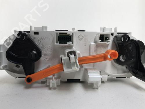 Used Climate control Climate control PEUGEOT 208 I (CA_, CC_) 1.4 HDi (68 hp) 34320437 34320437