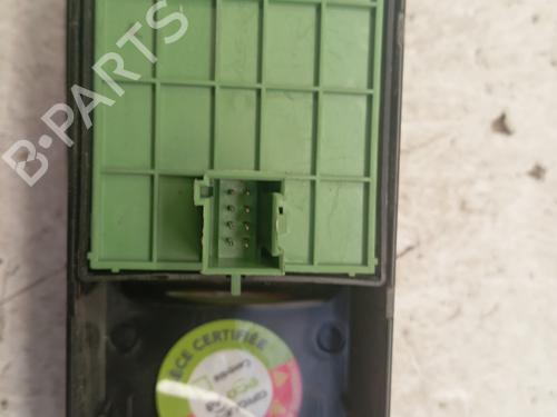 Used Left front window switch Left front window switch 39081006 39081006