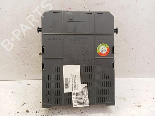 Used Fuse box Fuse box PEUGEOT 5008 (0U_, 0E_) 1.6 HDi (112 hp) 34328914 34328914