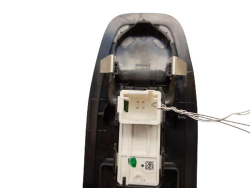 Used Right front window switch Right front window switch PEUGEOT 208 I (CA_, CC_) 1.2 PureTech 82 (82 hp) 34327767 34327767