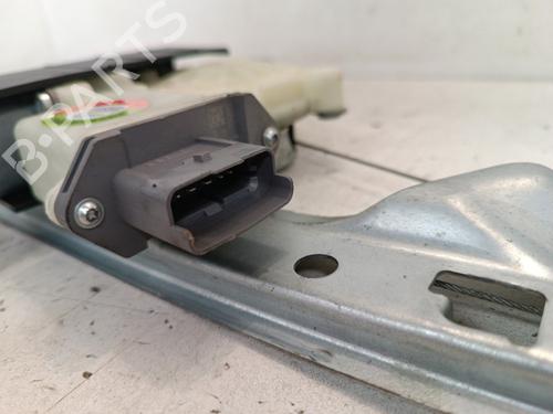 Rudehejsemekanisme venstre bagtil Rudehejsemekanisme venstre bagtil PEUGEOT 5008 (0U_, 0E_) 1.6 HDi (110 hp) 34322295 34322295