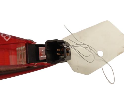Troisième feu stop Troisième feu stop RENAULT CLIO III (BR0/1, CR0/1) 1.5 dCi (BR17, CR17) (86 hp) 34328324 34328324