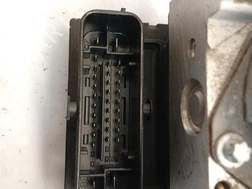 Used ABS pump ABS pump OPEL CORSA D (S07) 1.0 (L08, L68) (65 hp) 39969270 39969270