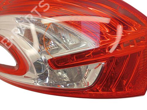 Farolim esquerdo Farolim esquerdo PEUGEOT 208 I (CA_, CC_) 1.4 HDi (68 hp) 36472305 36472305