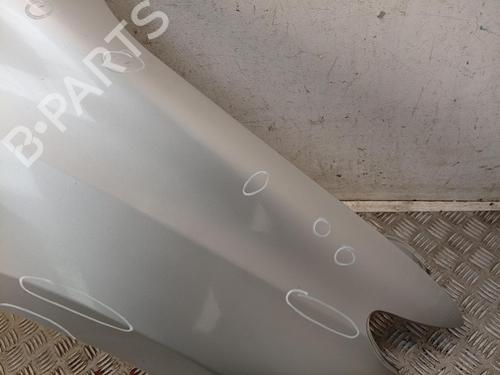 Used Right front fenders Right front fenders TOYOTA AURIS Estate (_E18_) 1.8 Hybrid (ZWE186_, ZWE186R, ZWE186H) (136 hp) 40348210 40348210