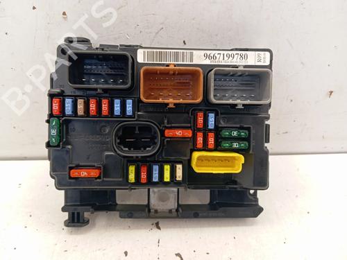 Used Fuse box Fuse box CITROËN C3 I (FC_, FN_) [2002-2013] 34326638 34326638