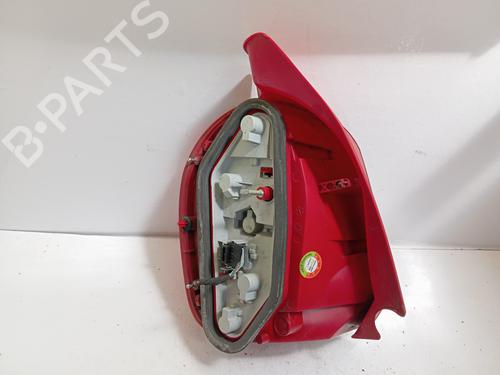 Høyre baklys Høyre baklys RENAULT MODUS / GRAND MODUS (F/JP0_) 1.5 dCi (FP0F, JP0F) (86 hp) 37586767 37586767