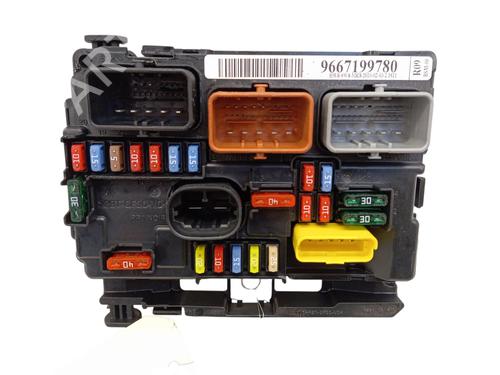 Used Fuse box Fuse box 37738030 37738030
