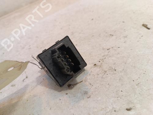 Used Left front window switch Left front window switch VW UP! (121, 122, BL1, BL2, BL3, 123) 1.0 (60 hp) 34324960 34324960