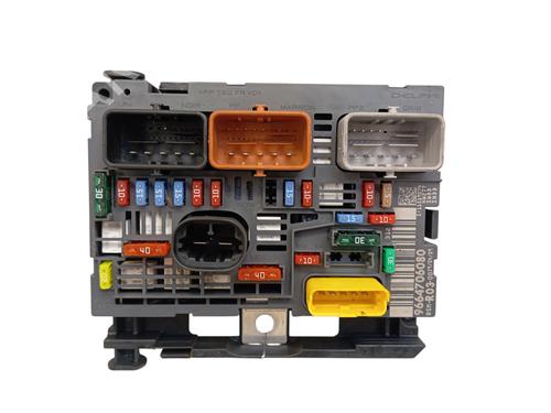 Fuse box PEUGEOT 807 (EB_) 2.0 HDI | BP36473030E1 - Image 3
