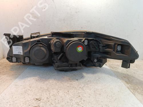 Used Right headlight Right headlight RENAULT LAGUNA II Grandtour (KG0/1_) 2.2 dCi (KG0F, KG1N) (140 hp) 35810563 35810563