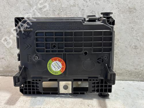 Used Fuse box Fuse box PEUGEOT 207 (WA_, WC_) 1.4 HDi (68 hp) 34324654 34324654