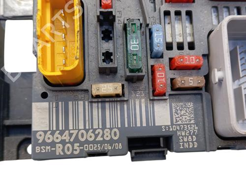 Used Fuse box Fuse box PEUGEOT 308 I (4A_, 4C_) 1.6 HDi (90 hp) 36473095 36473095