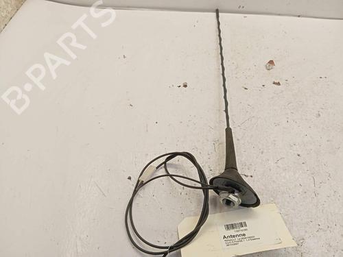 Used Antenna/Base Antenna/Base RENAULT CLIO III (BR0/1, CR0/1) 1.4 16V (98 hp) 39724984 39724984