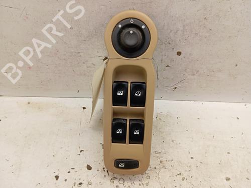 Used Left front window switch Left front window switch RENAULT MODUS / GRAND MODUS (F/JP0_) 1.6 (JP03, JP0B, JP0U, JP0Y, JP1G) (112 hp) 34329166 34329166