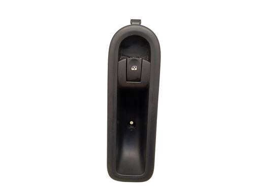 Mando elevalunas delantera derecho Mando elevalunas delantera derecho RENAULT CLIO III (BR0/1, CR0/1) 1.5 dCi (75 hp) 36472766 36472766