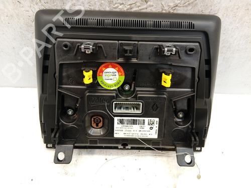 display-monitor-renault-clio-v-b7_-2019-40348451 main image