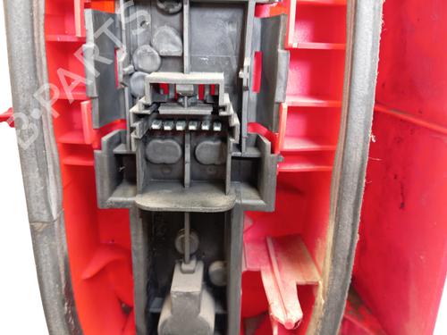Używane Lampa tylna prawa Lampa tylna prawa RENAULT MASTER II Van (FD) 2.8 dTI (FD0C, FD0F, FD2B, FD2F, FD3C, FD3F) (114 hp) 36572683 36572683